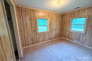 204 Bonaire Ln, Rutherfordton, NC 28139 - Photo 15