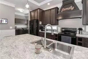 192 Apple Valley Ln, Statesville, NC 28677 - Photo 11