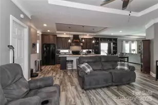 192 Apple Valley Ln, Statesville, NC 28677 - Photo 9