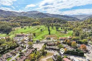 11 Riemar Ln, Waynesville, NC 28786 - Photo 3