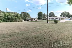 107 Porter Rd, Statesville, NC 28625 - Photo 35