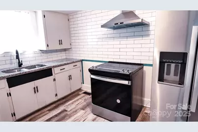 608 W Buford Street, Gaffney, SC 29341 - Photo 11