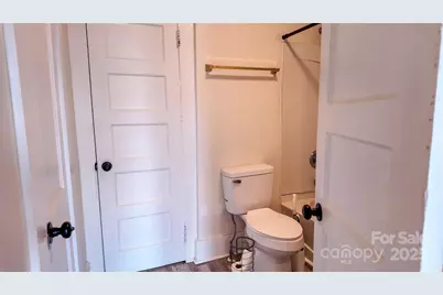 608 W Buford Street, Gaffney, SC 29341 - Photo 9