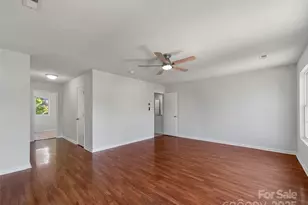 3915 Cameron Run Ln, Matthews, NC 28105 - Photo 17