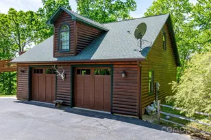 110 Mountain Crest Dr S, Marion, NC 28752 - Photo 3