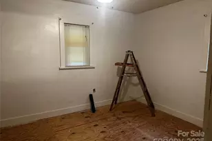 433 Deneen Rd, Burnsville, NC 28714 - Photo 13