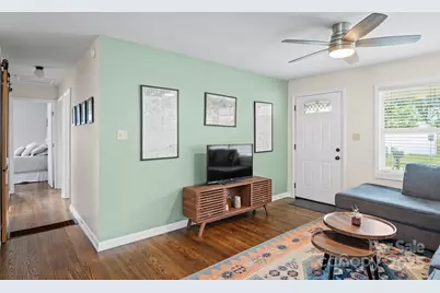 970 W Chapel Road, Asheville, NC 28803 - Photo 7