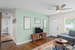 970 W Chapel Rd, Asheville, NC 28803 - Photo 7