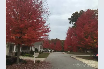 18 Eagle Pointe Way, Flat Rock, NC 28731 - Photo 5