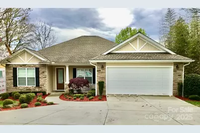 18 Eagle Pointe Way, Flat Rock, NC 28731 - Photo 1