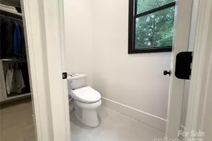 668 Players Ridge Rd, Hickory, NC 28601 - Photo 21