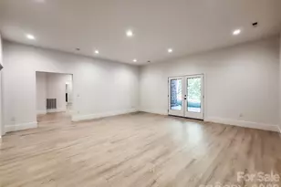 668 Players Ridge Rd, Hickory, NC 28601 - Photo 43