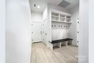 668 Players Ridge Road, Hickory, NC 28601 - Photo 31