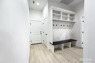 668 Players Ridge Rd, Hickory, NC 28601 - Photo 31