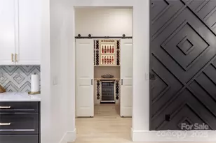 668 Players Ridge Rd, Hickory, NC 28601 - Photo 7