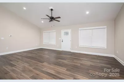 2984 W Nc 27 Highway, Lincolnton, NC 28092 - Photo 13