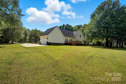710 McDowell Place, Stanley, NC 28164 - Photo 43