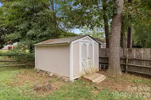 7601 Swedish Ivy Ln, Charlotte, NC 28227 - Photo 29