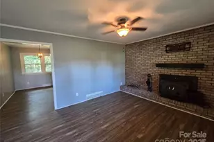 152 Colonial Heights Ln, Statesville, NC 28625 - Photo 9