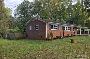 152 Colonial Heights Ln, Statesville, NC 28625 - Photo 3