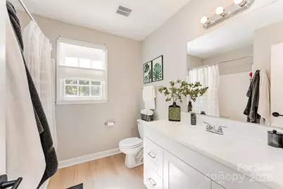 6000 Ferndale Place, Charlotte, NC 28215 - Photo 21