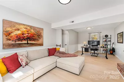 6000 Ferndale Place, Charlotte, NC 28215 - Photo 17