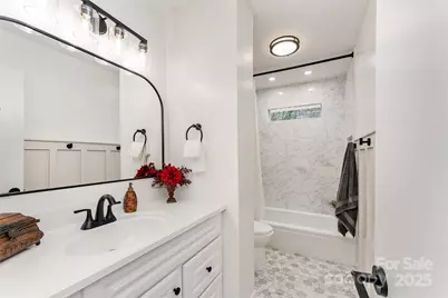 6000 Ferndale Place, Charlotte, NC 28215 - Photo 15