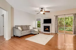 37 Poplar Creek Dr, Asheville, NC 28805 - Photo 7