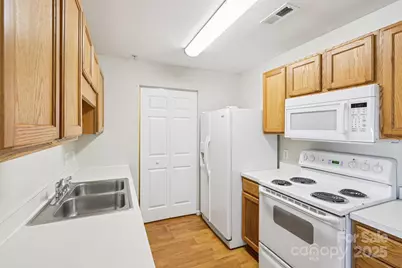 3944 Town Center Road, Harrisburg, NC 28075 - Photo 11