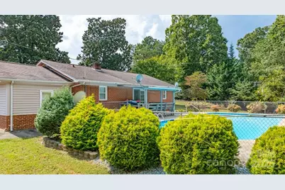 489 Ned McGimsey Road, Nebo, NC 28761 - Photo 5