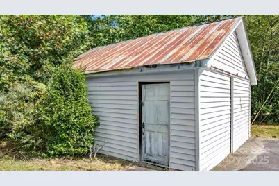489 Ned McGimsey Road, Nebo, NC 28761 - Photo 21