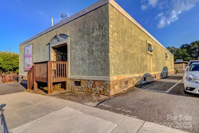 214 E Main Street, Cherryville, NC 28021 - Photo 3