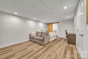 86 Sharon Valley Dr, Hickory, NC 28601 - Photo 35