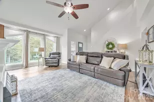 86 Sharon Valley Dr, Hickory, NC 28601 - Photo 9