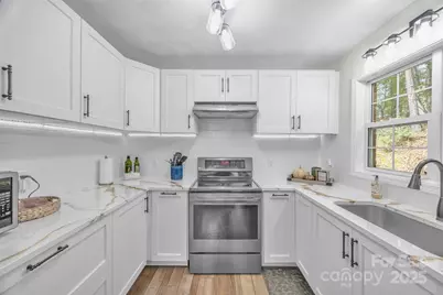 86 Sharon Valley Drive, Hickory, NC 28601 - Photo 15