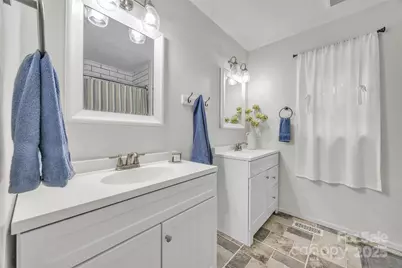 86 Sharon Valley Drive, Hickory, NC 28601 - Photo 23