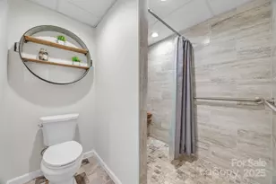 86 Sharon Valley Dr, Hickory, NC 28601 - Photo 39