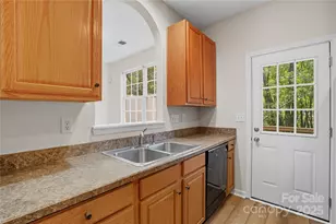 14640 Lions Paw St, Charlotte, NC 28273 - Photo 11