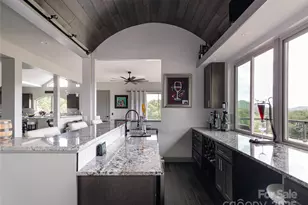 639 Byers Cove Rd, Hendersonville, NC 28792 - Photo 15