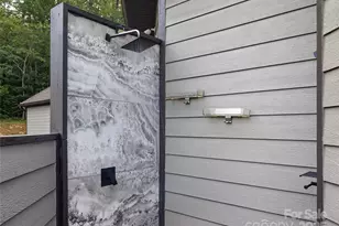 639 Byers Cove Rd, Hendersonville, NC 28792 - Photo 37