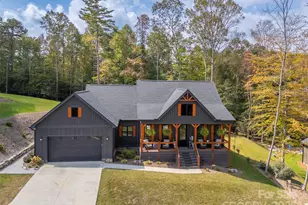 118 Byron Frst Dr, Horse Shoe, NC 28742 - Photo 1