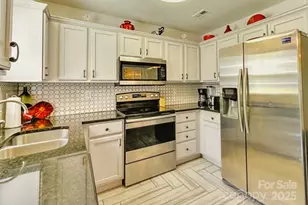 6936 Aulton Link Ct, Charlotte, NC 28269 - Photo 5