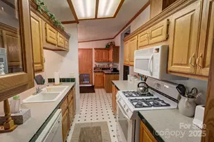 8020 Meadow Fork Rd, Hot Springs, NC 28743 - Photo 41