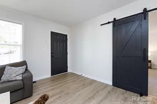 907 E 4th Ave, Gastonia, NC 28054 - Photo 5