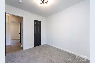907 E 4th Avenue, Gastonia, NC 28054 - Photo 35