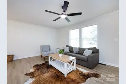 907 E 4th Avenue, Gastonia, NC 28054 - Photo 7