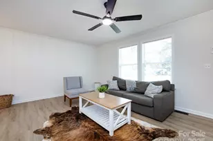 907 E 4th Ave, Gastonia, NC 28054 - Photo 7