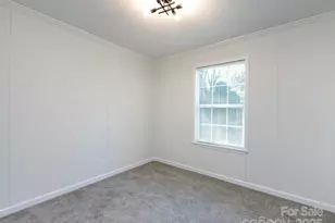 907 E 4th Ave, Gastonia, NC 28054 - Photo 29