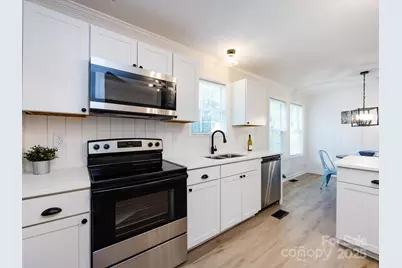 907 E 4th Avenue, Gastonia, NC 28054 - Photo 13