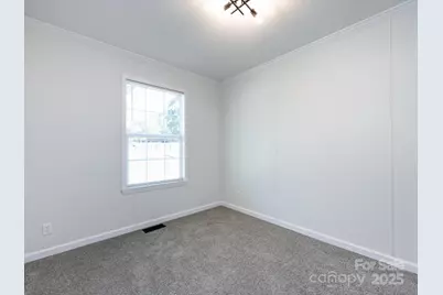 907 E 4th Avenue, Gastonia, NC 28054 - Photo 37